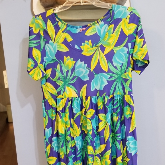 Beautiful Swimsuit Cover up Tropical Colorful - Picture 3 of 4